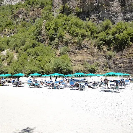 Villa's Gio Shala River * Moll' e Shoshit