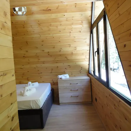 Villa's Gio Shala River * Moll' e Shoshit