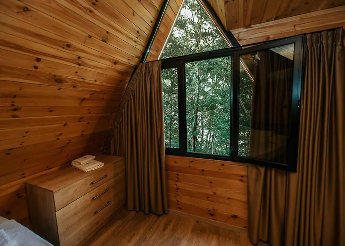 Villa's Gio Shala River * Moll' e Shoshit