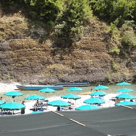 Villa's Gio Shala River * Moll' e Shoshit