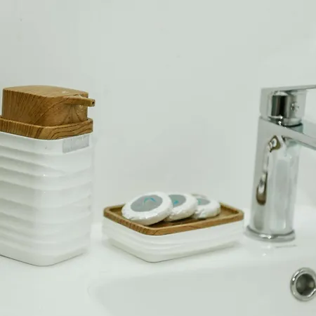 Villa's Gio Shala River Willa Moll' e Shoshit