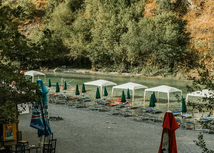 Villa's Gio Shala River * Moll' e Shoshit